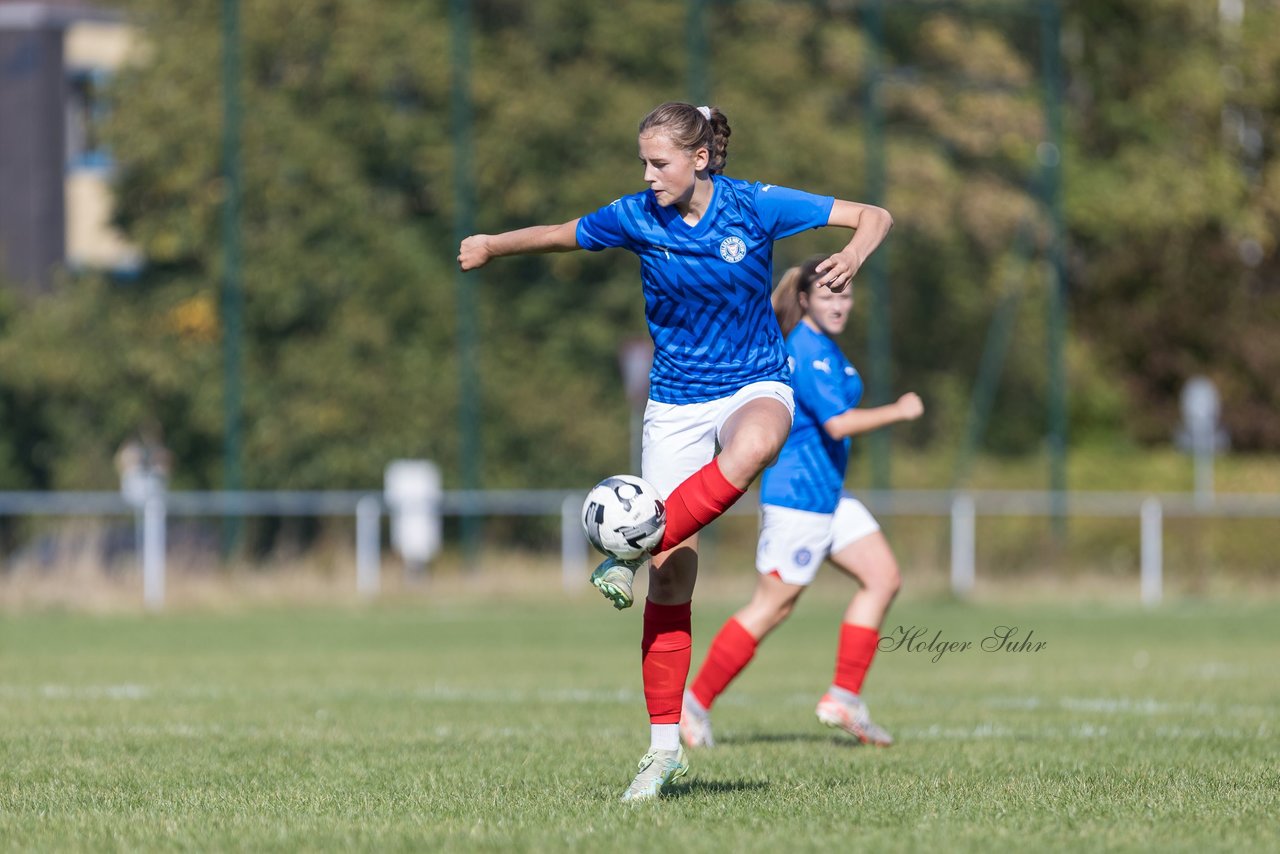 Bild 118 - F Holstein Kiel 2 - SSG Rot-Schwarz Kiel 2 : Ergebnis: 5:0